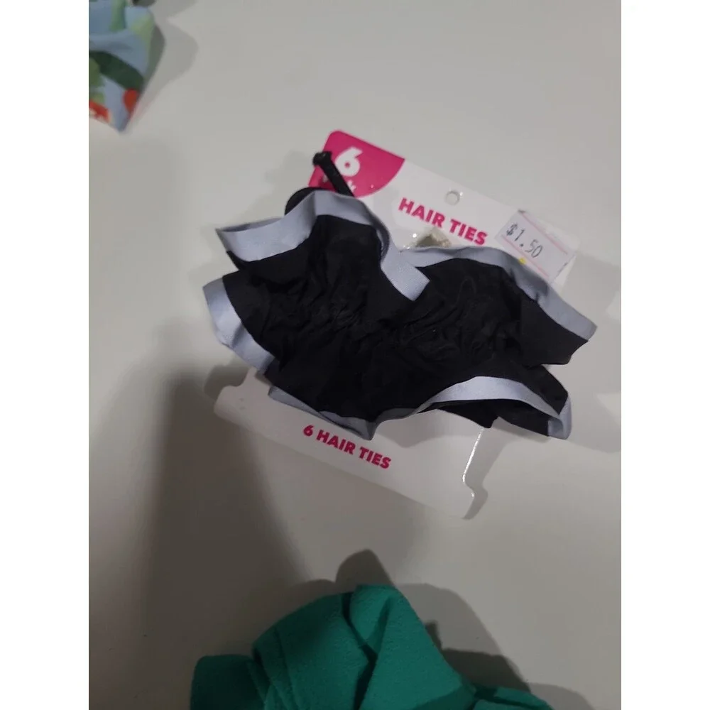 Lot of 25 Branded Hair Clips & Scrunchies Assorted Hair Accessories Boxed